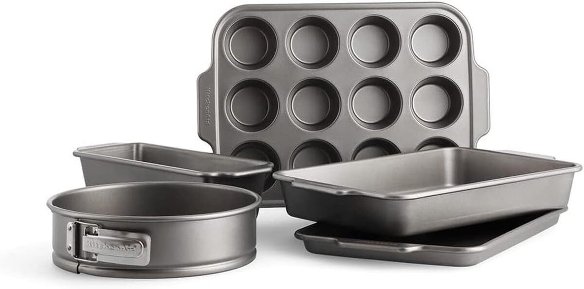 Test des moules anti-adhésifs gris KitchenAid