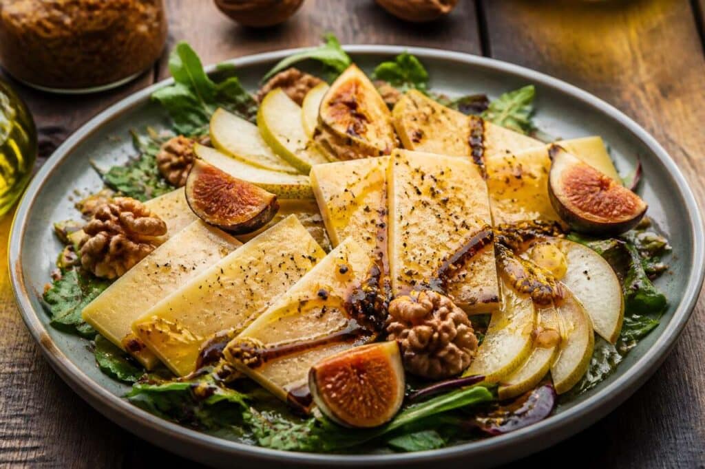 Salade de brebis chaud : recette gourmande